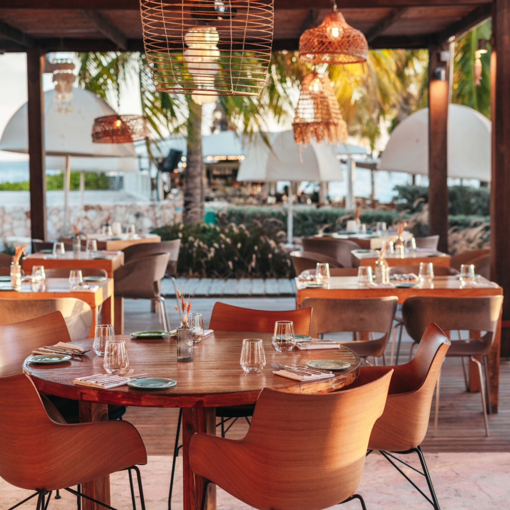 Jan Thiel op Curaçao, strand op loopafstand van Hibiscus Beach House